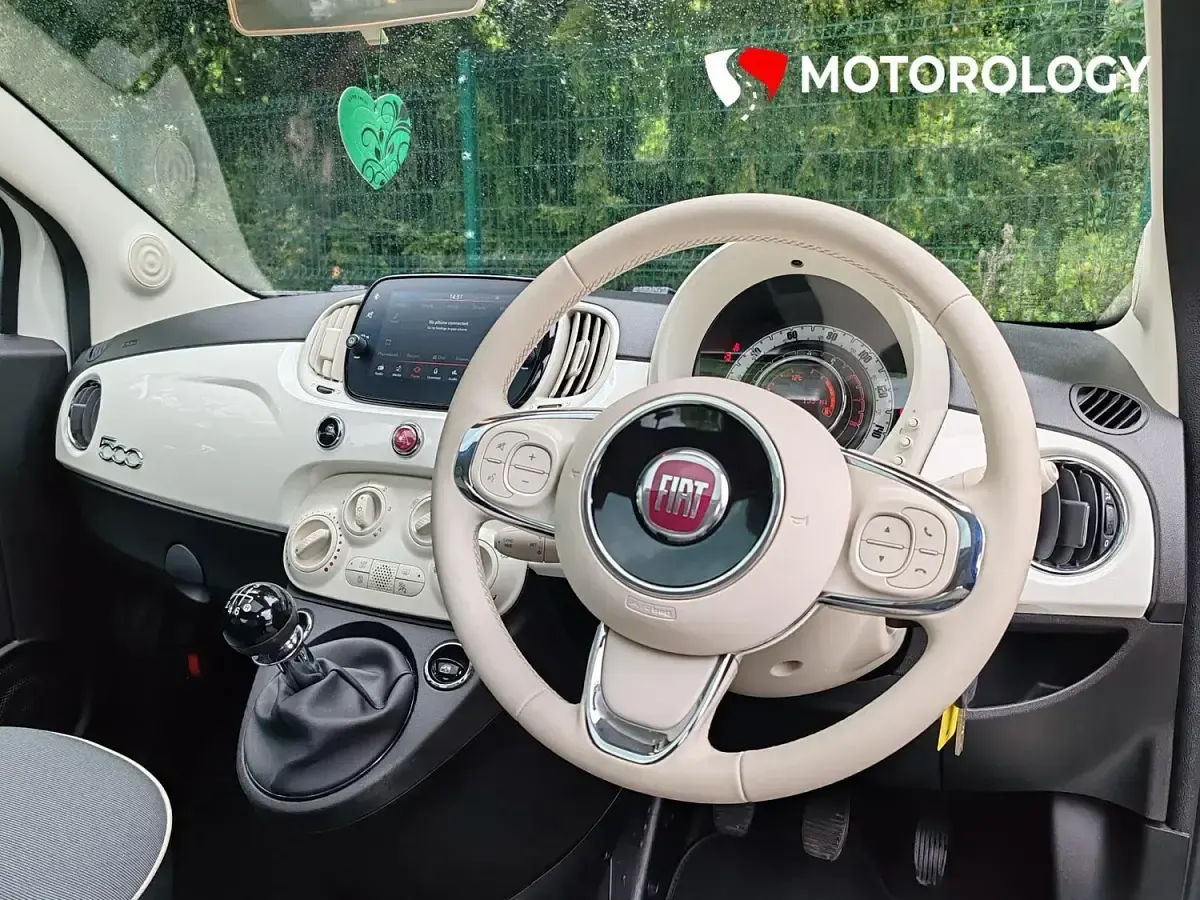 Usado Fiat 500 Lounge 70 CV (51 kW) 2020 Blanco Utilitario