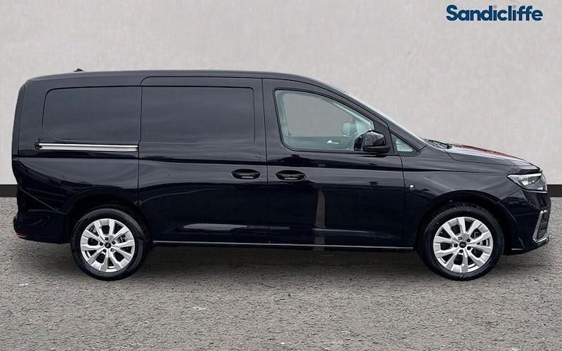 Used Ford Transit Connect Limited 150 HP (110 kW) 2025 Black MPV