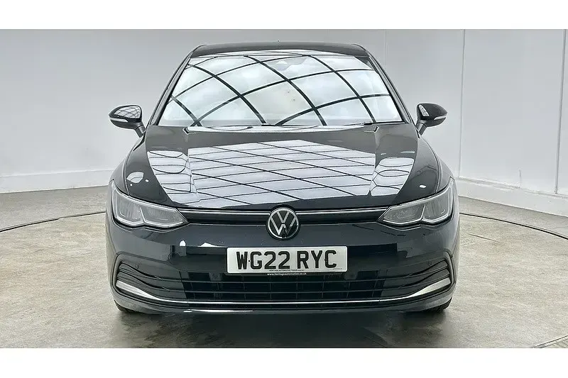 Usado VW Golf VIII Active 2022 Negro Utilitario
