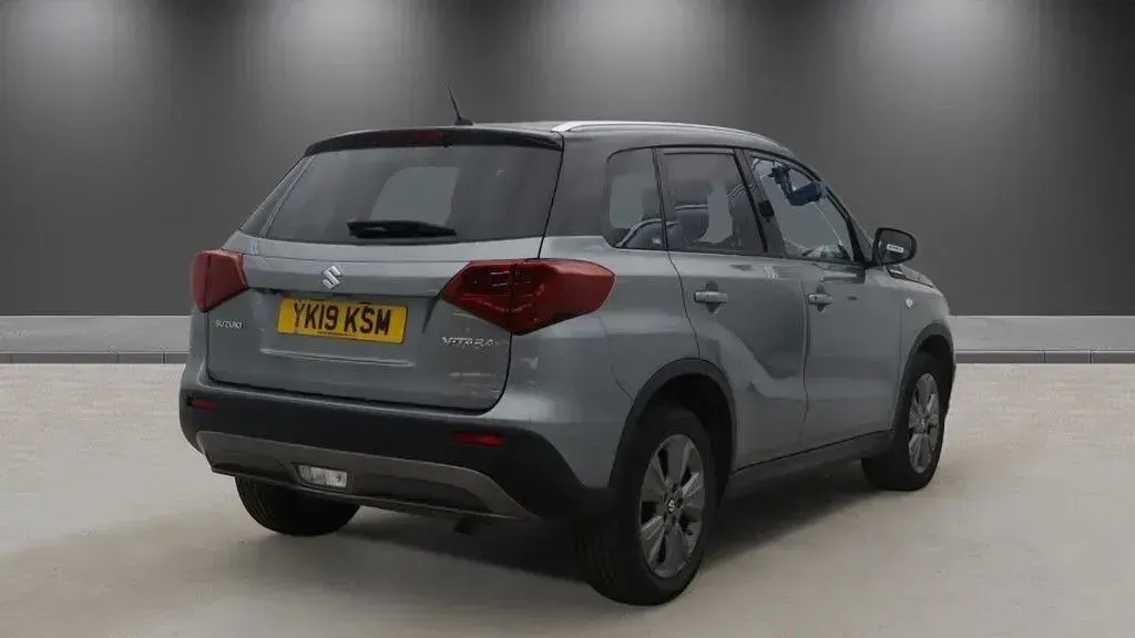 Second-hand Suzuki Vitara SZ-T 111 CP (81 kW) 2019 Gri SUV