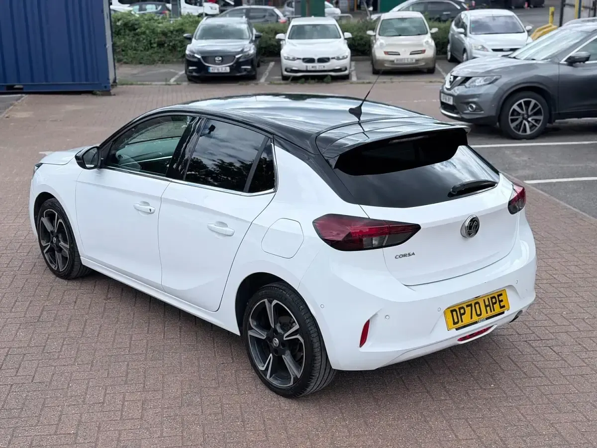 Used Vauxhall Corsa Elite 100 HP (73 kW) 2020 White Hatchback