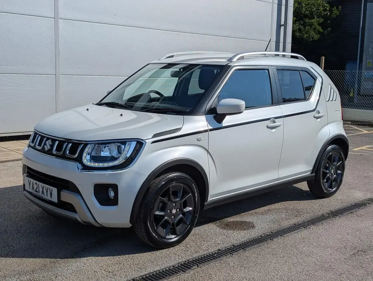 Used Suzuki Ignis SZ-T 83 HP (61 kW) 2021 White SUV