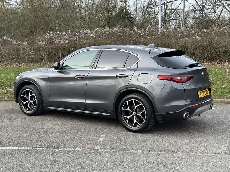 Used Alfa Romeo Stelvio Lusso 200 HP (147 kW) 2021 Grey SUV