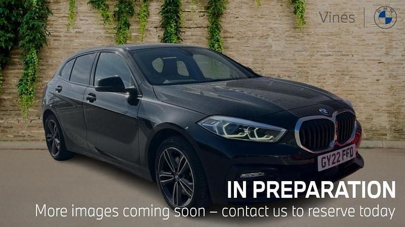 Used BMW 118 Sport Line 134 HP (98 kW) 2022 Black Hatchback