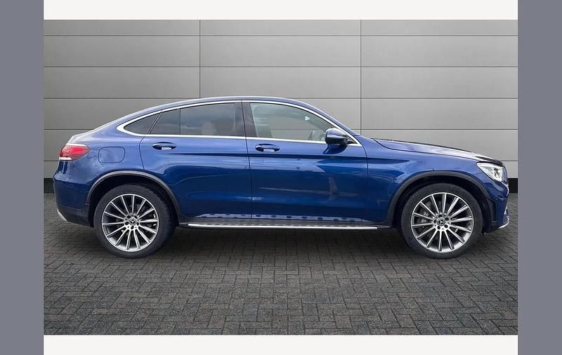 Used Mercedes GLC300 AMG Line Premium 245 HP (180 kW) 2019 Blue Coupe