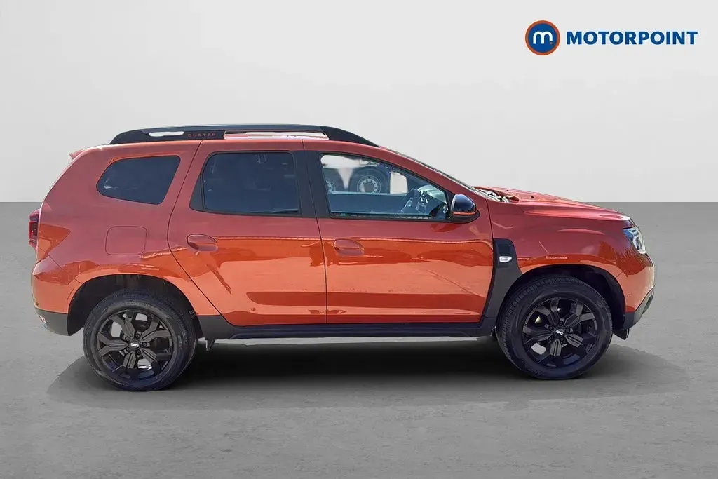 Used Dacia Duster Extreme 150 HP (110 kW) 2023 Orange SUV
