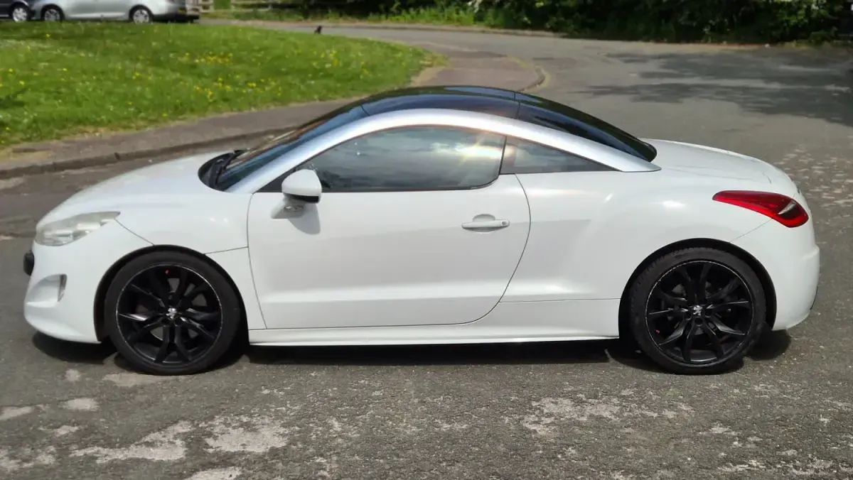 Second-hand Peugeot RCZ GTi 2012 Alb Coupe