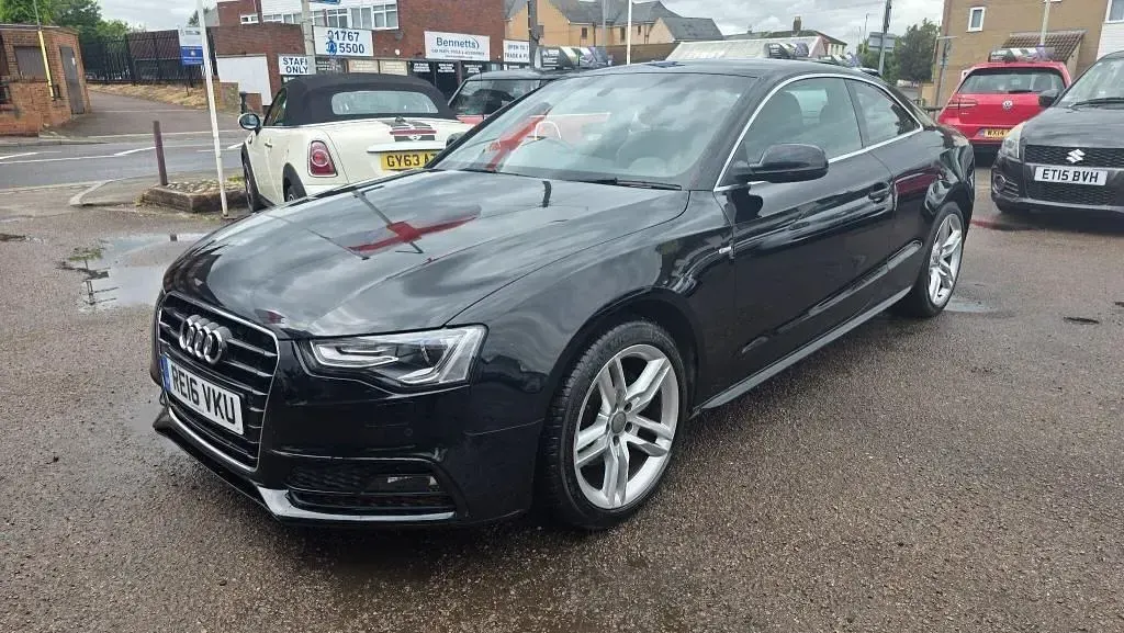 Begagnad Audi A5 S-Line 177 HK (130 kW) 2016 Svart Sportkupé