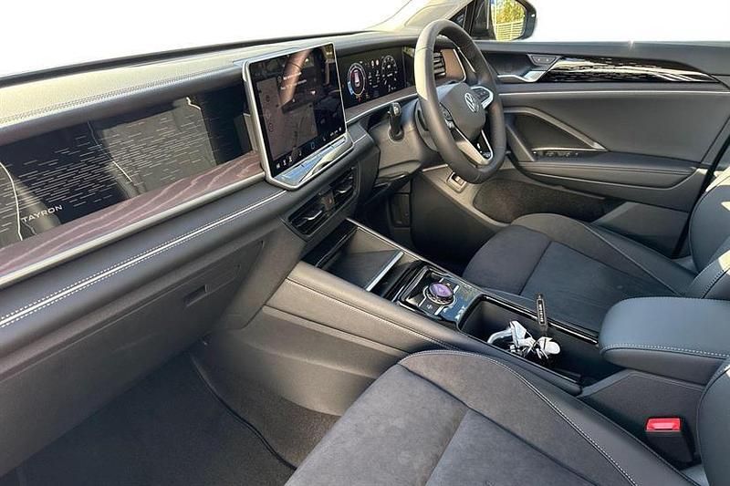 Begagnad VW Tayron Elegance 150 HK (110 kW) 2026 Svart SUV