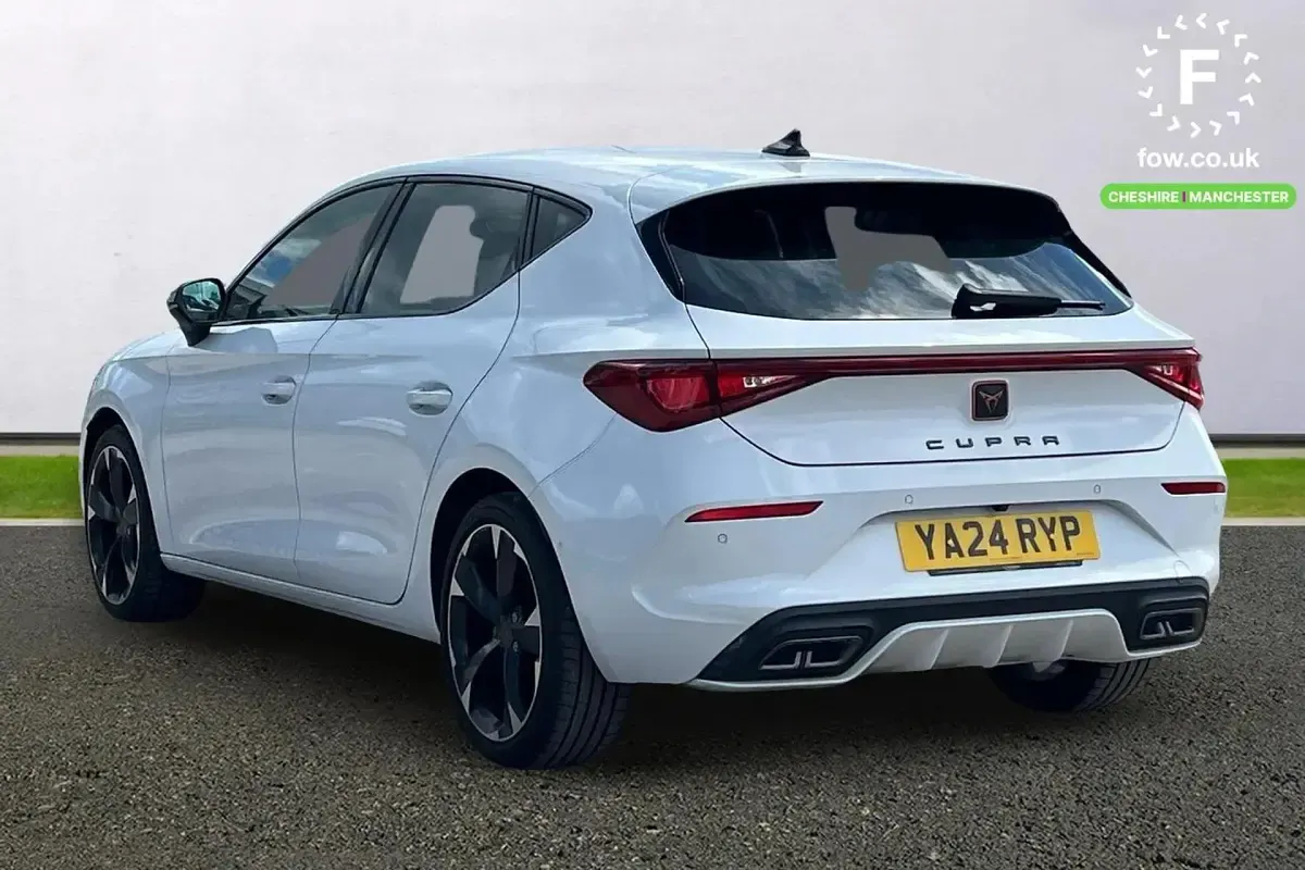 Used Cupra Leon 2024 White Hatchback