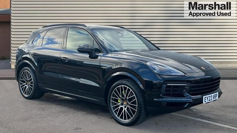 Used Porsche Cayenne 462 HP (339 kW) 2023 Black SUV