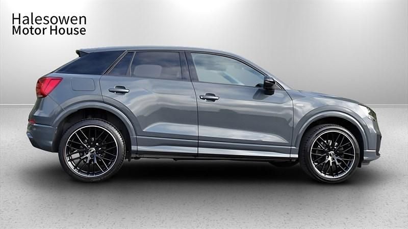 Used Audi Q2 Black Edition 116 HP (85 kW) 2020 Grey SUV