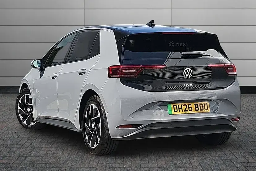 New VW ID.3 Pro 147 kW (201 HP) 2026 Moonstone grey with solid black roof Hatchback