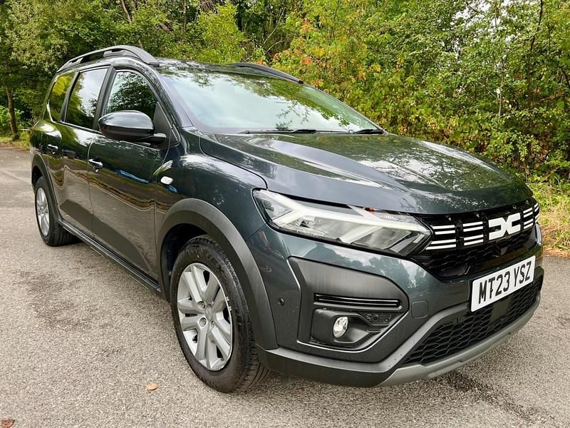 Grey Used 2023 Dacia Jogger Expression MPV | £14,995 (Fair price) - Image 1/4