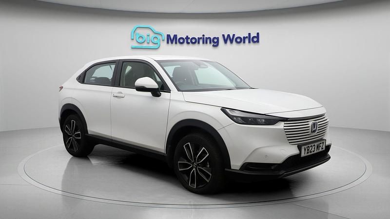 Used 2023 Honda HR-V Elegance SUV | £21,300 (Good price) - Image 1/4