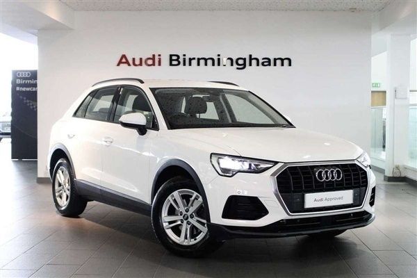 Ibis white Used 2022 Audi Q3 Design SUV | £23,500 (Fair price) - Image 1/4