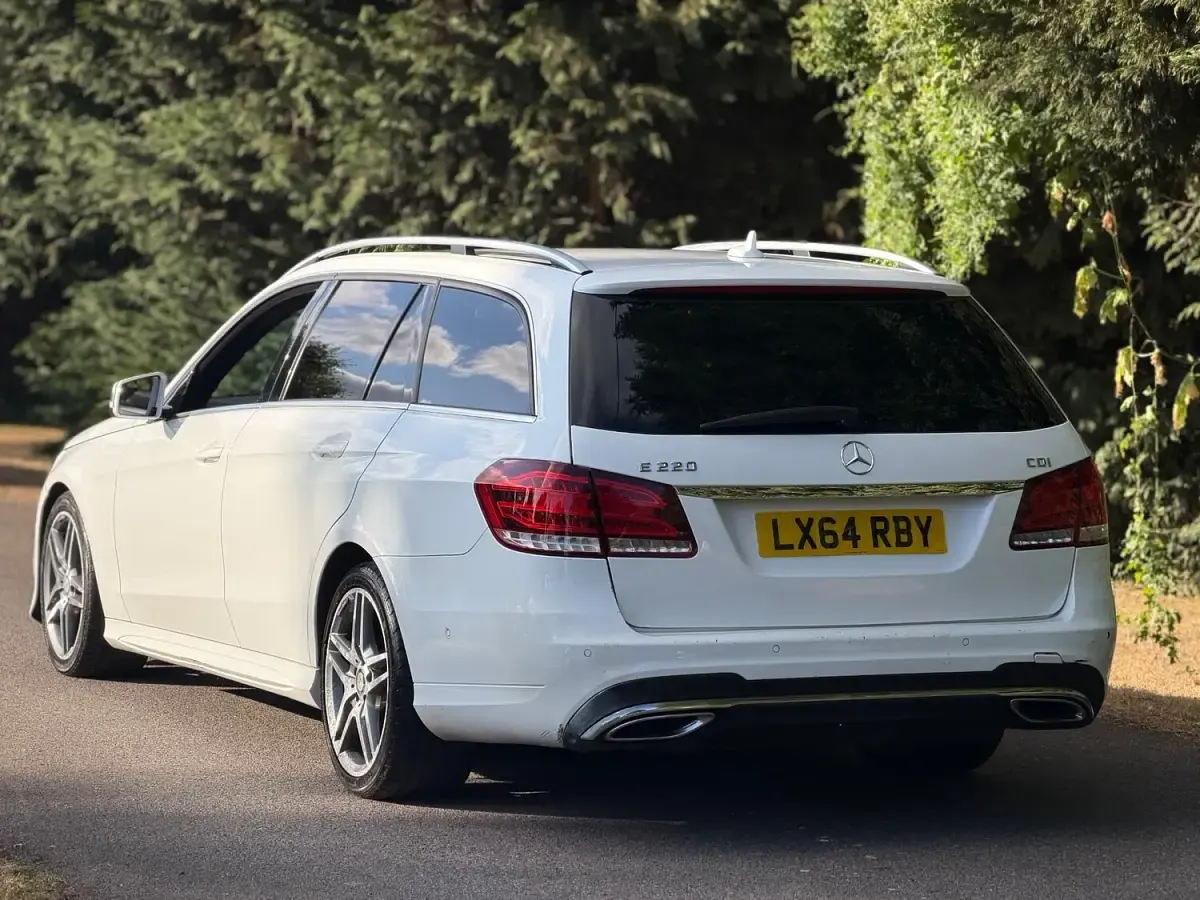 Used Mercedes E220 AMG 170 HP (125 kW) 2014 White Estate