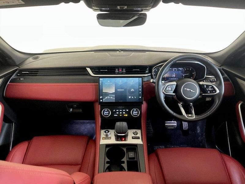 Used Jaguar F-Pace R-Dynamic 204 HP (150 kW) 2022 Silver SUV