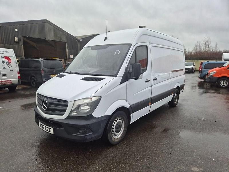 Used Mercedes Sprinter 140 HP (102 kW) 2018 White Van