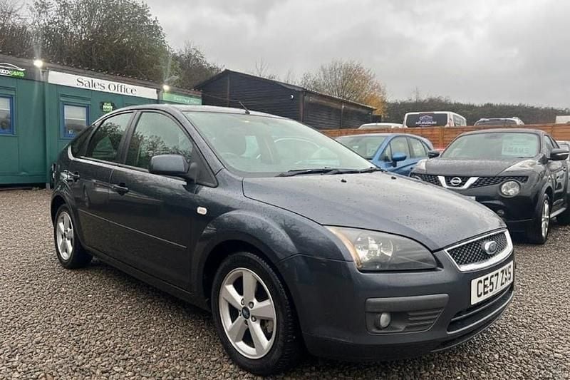 Grey Used 2007 Ford Focus Zetec Hatchback | £2,495 (Fair price) - Image 1/1