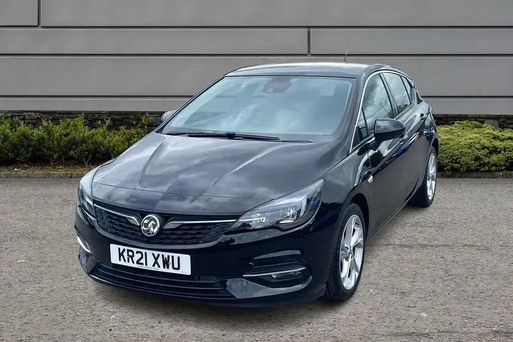 Used Vauxhall Astra SRi 143 HP (105 kW) 2021 Black Hatchback