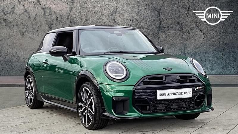 Used Mini Cooper Hatch 113 kW (154 HP) 2025 Green Hatchback