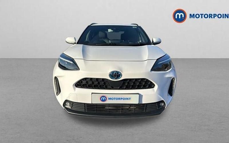 Used Toyota Yaris Hybrid Design 116 HP (85 kW) 2026 Estate