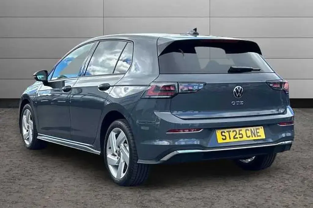 Used VW Golf VIII 272 HP (200 kW) 2025