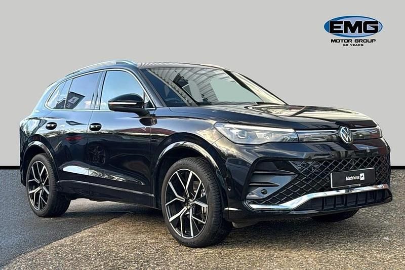 Black Used 2025 VW Tiguan R-line SUV | £33,850 (A bit pricey) - Image 1/1