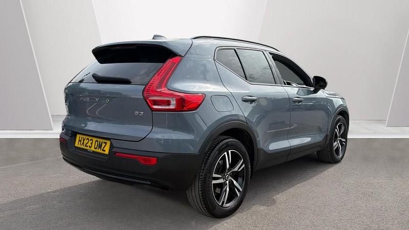 Used Volvo XC40 Plus 163 HP (119 kW) 2023 Thunder grey SUV