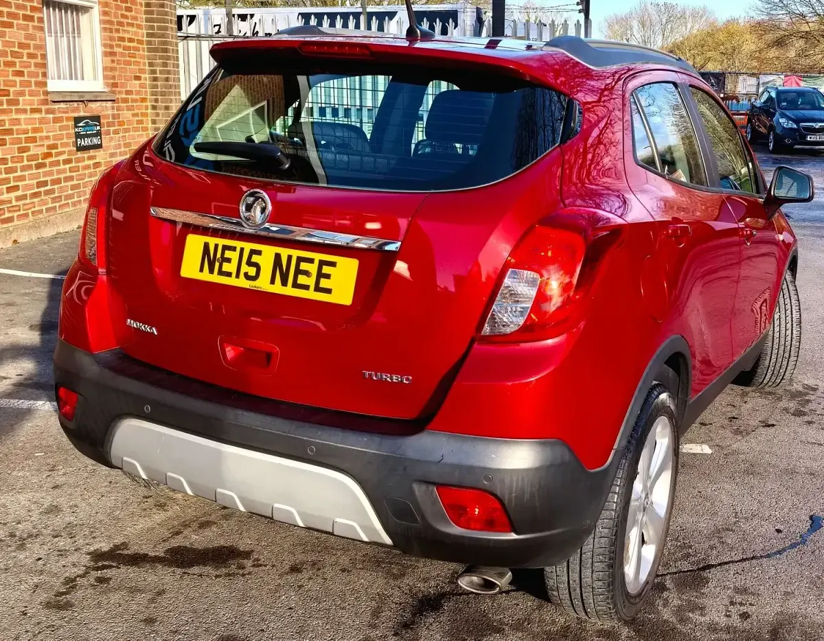 Used Vauxhall Mokka 140 HP (102 kW) 2015 Red SUV