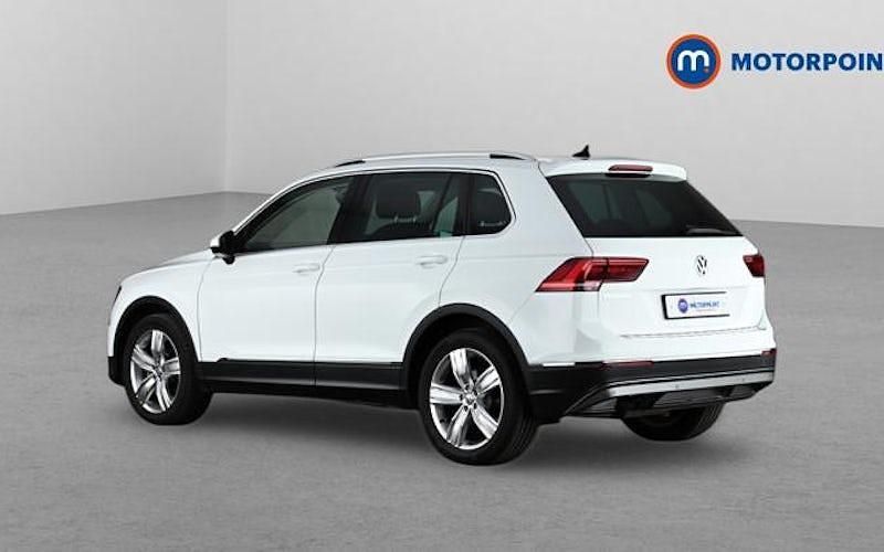 Usado VW Tiguan SEL 150 HP (110 kW) 2020 Branco SUV