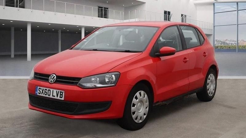 Used VW Polo SE 60 HP (44 kW) 2010 Red Hatchback