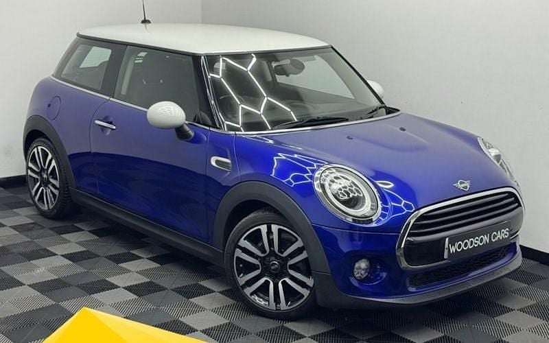 Used Mini Cooper Hatch 136 HP (100 kW) 2018 Blue Hatchback