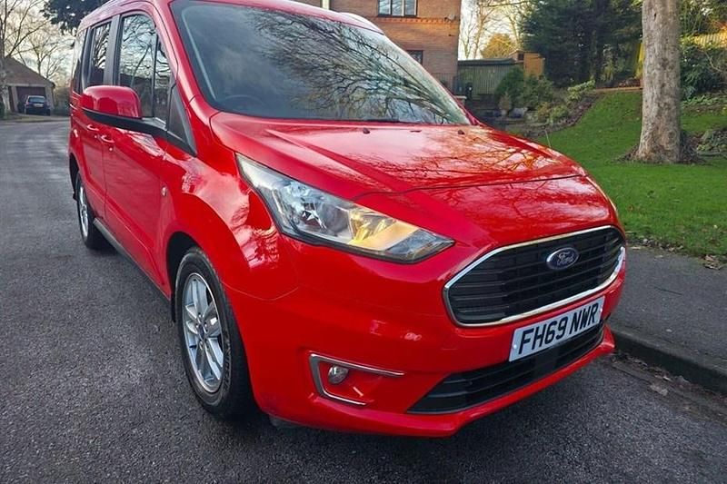Red Used 2020 Ford Tourneo Connect Titanium MPV | £13,995 (Fair price) - Image 1/1