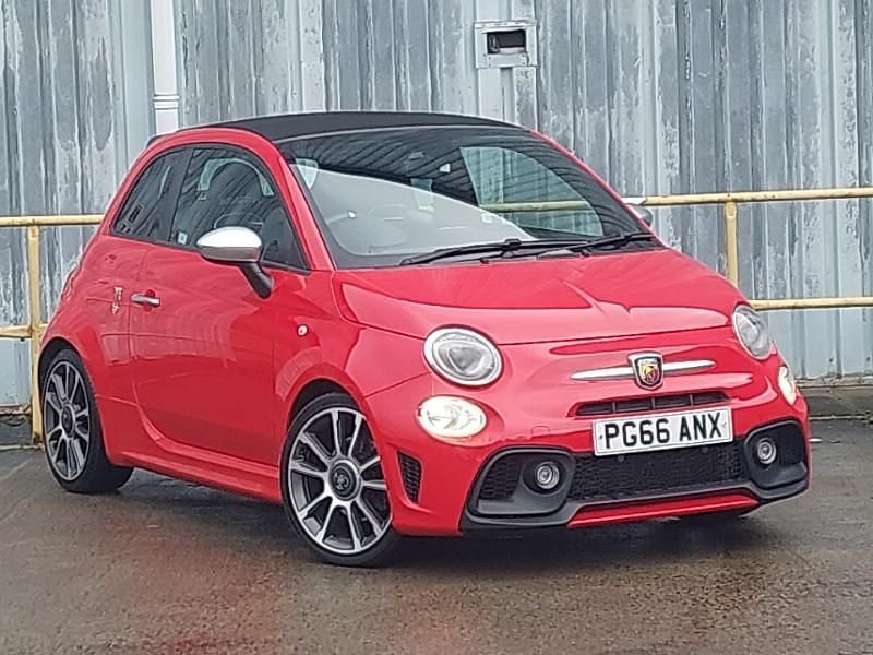 Used Abarth 595C Turismo 165 HP (121 kW) 2016 Red Cabriolet