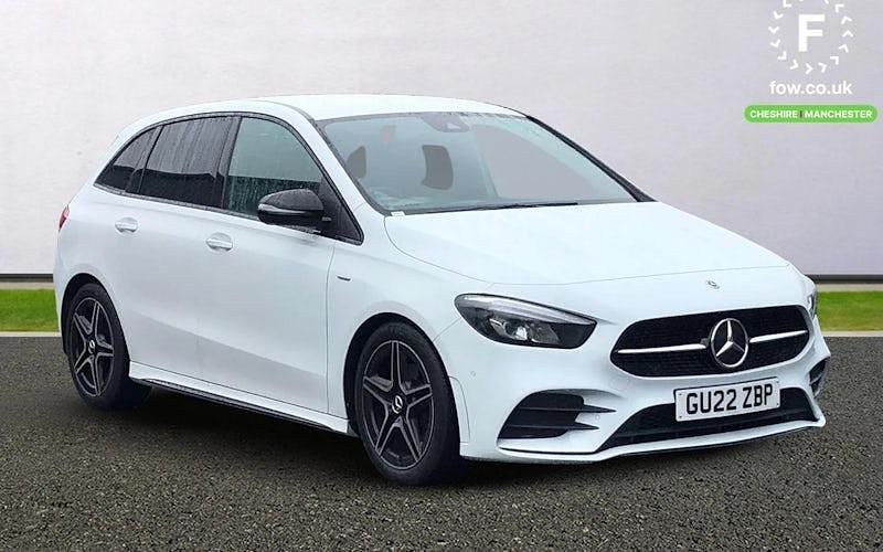 White Used 2022 Mercedes B200 AMG Line Premium MPV | £16,899 (Fair price) - Image 1/4