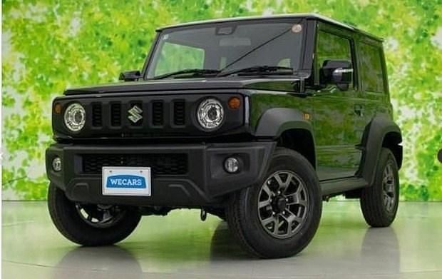 Green New 2025 Suzuki Jimny SUV | £26,999 - Image 1/4