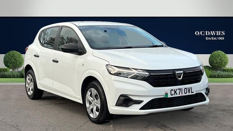White Used 2021 Dacia Sandero Essentiel Hatchback | £8,495 (Fair price) - Image 1/4