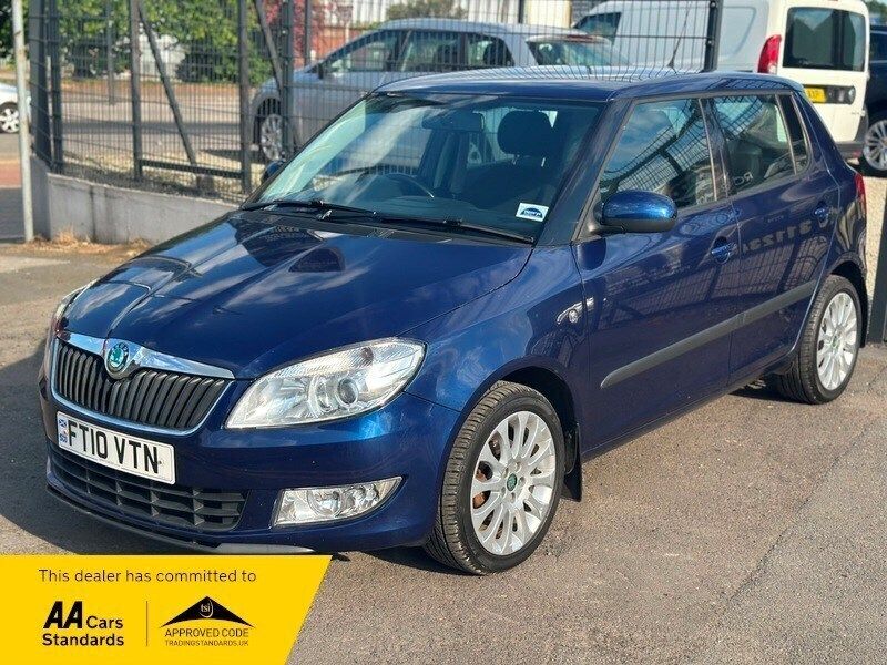 Blue Used 2010 Skoda Fabia Elegance Hatchback | £2,200 (Fair price) - Image 1/4