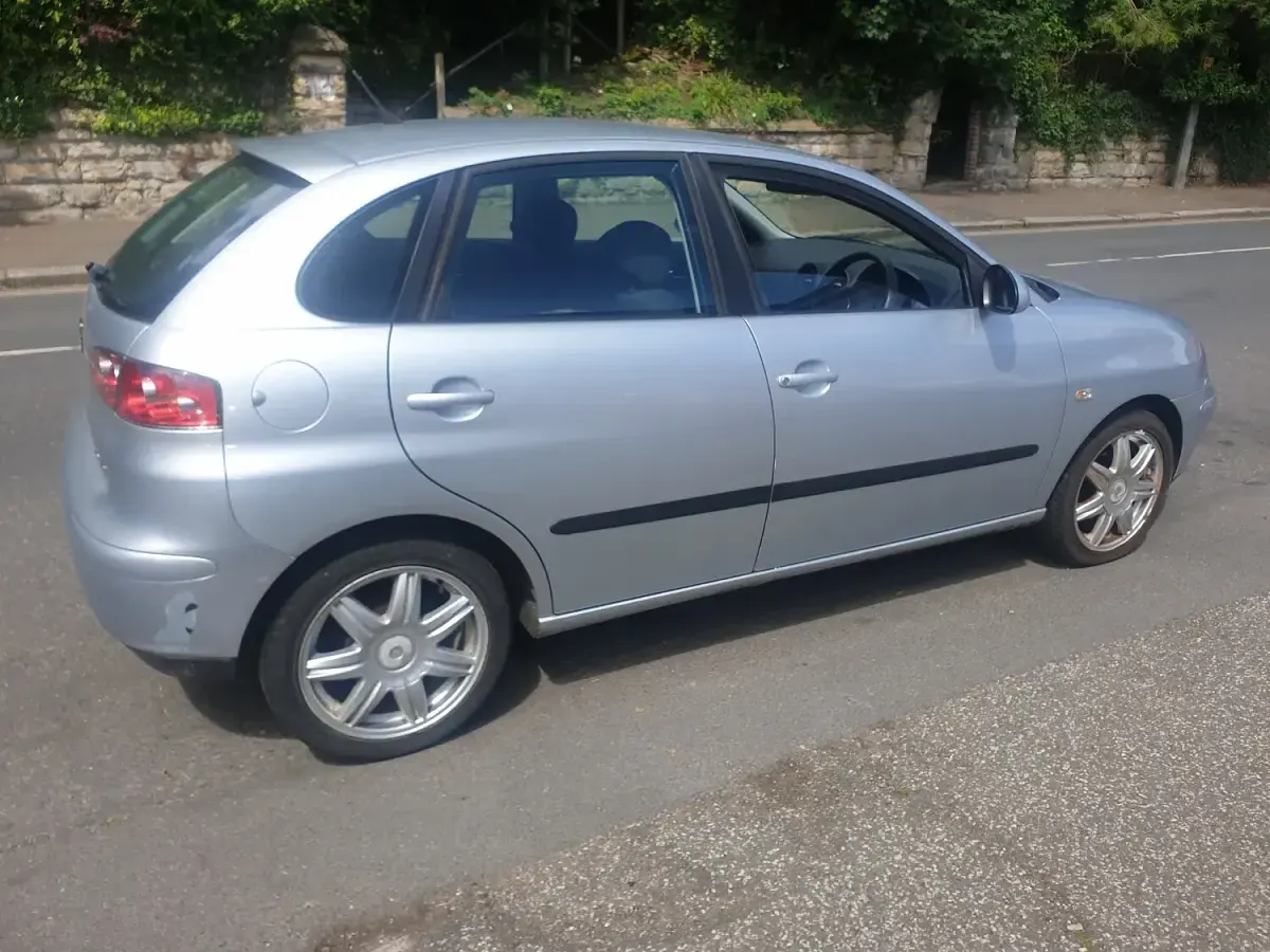 Used Seat Ibiza Sport 75 HP (55 kW) 2006 Grey Hatchback