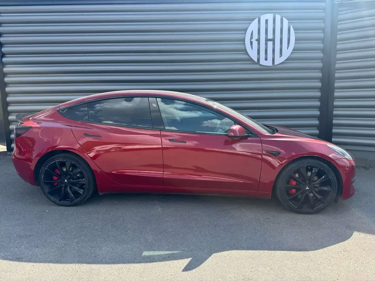 Used Tesla Model 3 Performance 461 kW (627 HP) 2019 Red Sedan