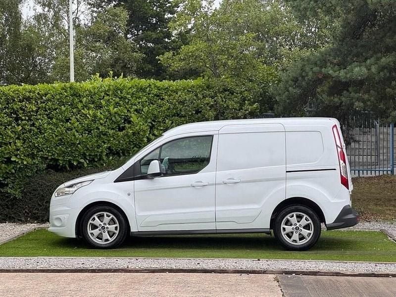 Used Ford Transit Connect Limited 118 HP (86 kW) 2018 White MPV