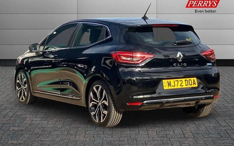 Used Renault Clio V SE 140 HP (102 kW) 2022 Hatchback