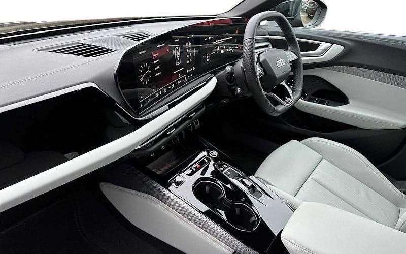 New Audi A5 S-Line 204 HP (150 kW) 2025 Black Estate