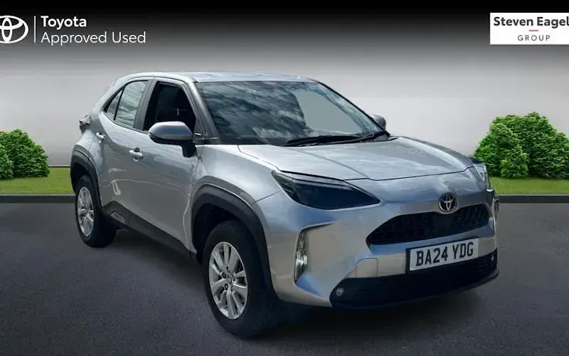 Usado Toyota Yaris Hybrid 116 HP (85 kW) 2026 Carrinha