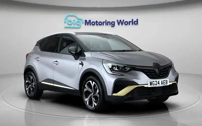 Used Renault Captur Engineered 145 HP (106 kW) 2024 Grey/black SUV