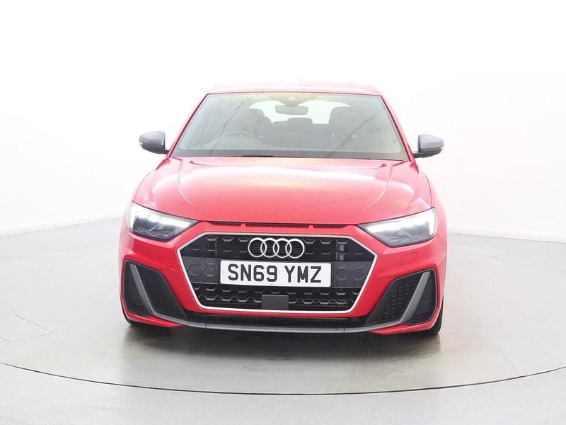 Used Audi A1 Competition 200 HP (147 kW) 2019 Red SUV