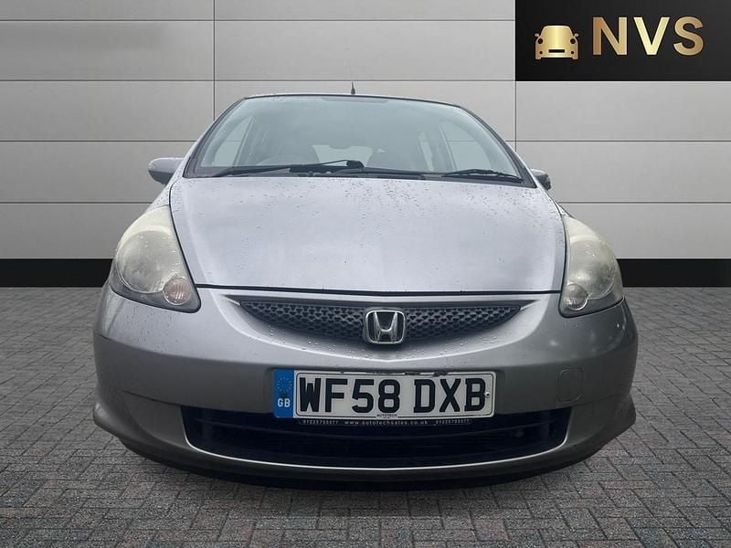 Second-hand Honda Jazz SE 82 CP (60 kW) 2008 Argintiu Hatchback