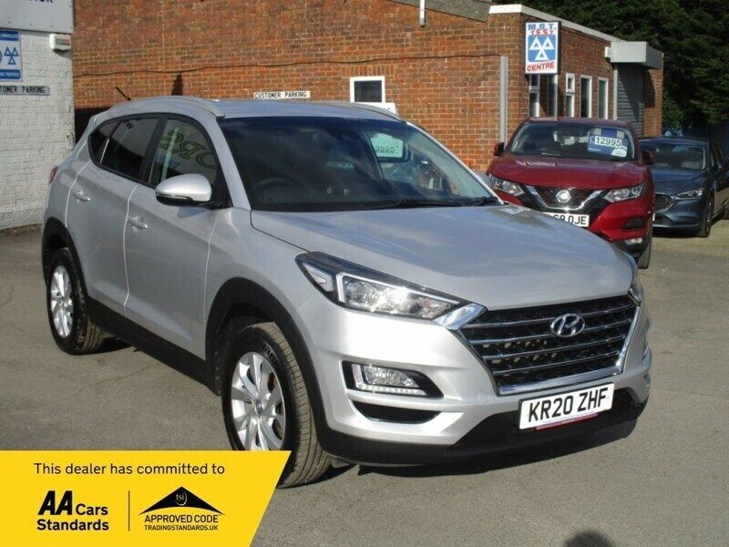 Silver Used 2020 Hyundai Tucson SE SUV | £13,695 (Good price) - Image 1/4